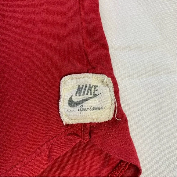 Nike Sportswear Womens T-shirt‎ Beaverton, OR size M - Picture 5 of 7